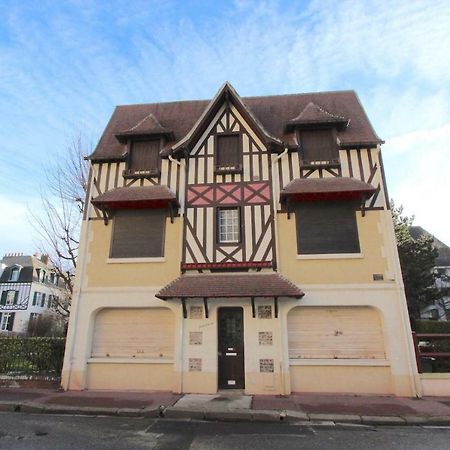 Le Royal Apartment Deauville Exterior photo